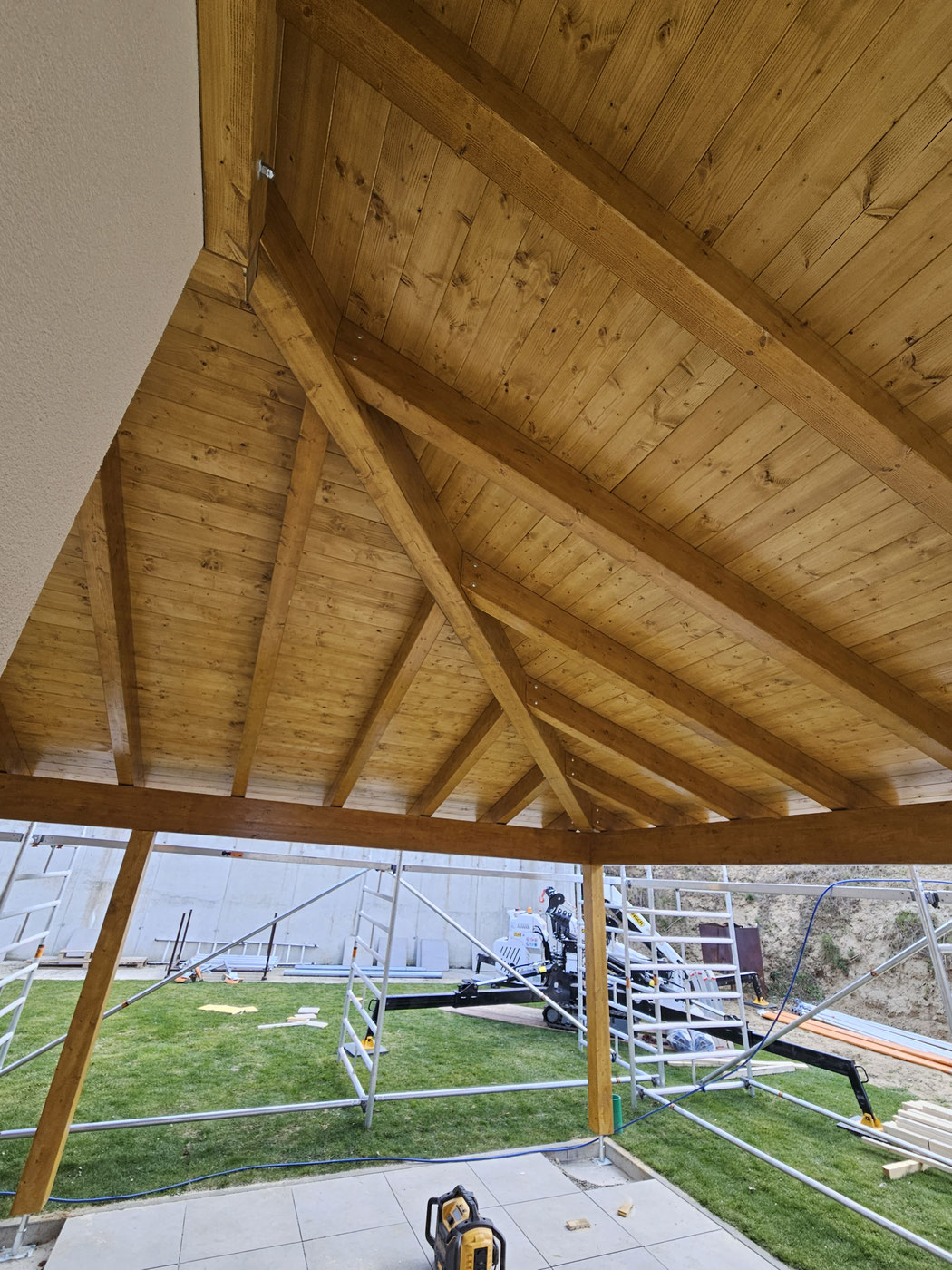 Terrassenüberdachungen und Vordächer · Zimmerei Liebhart
