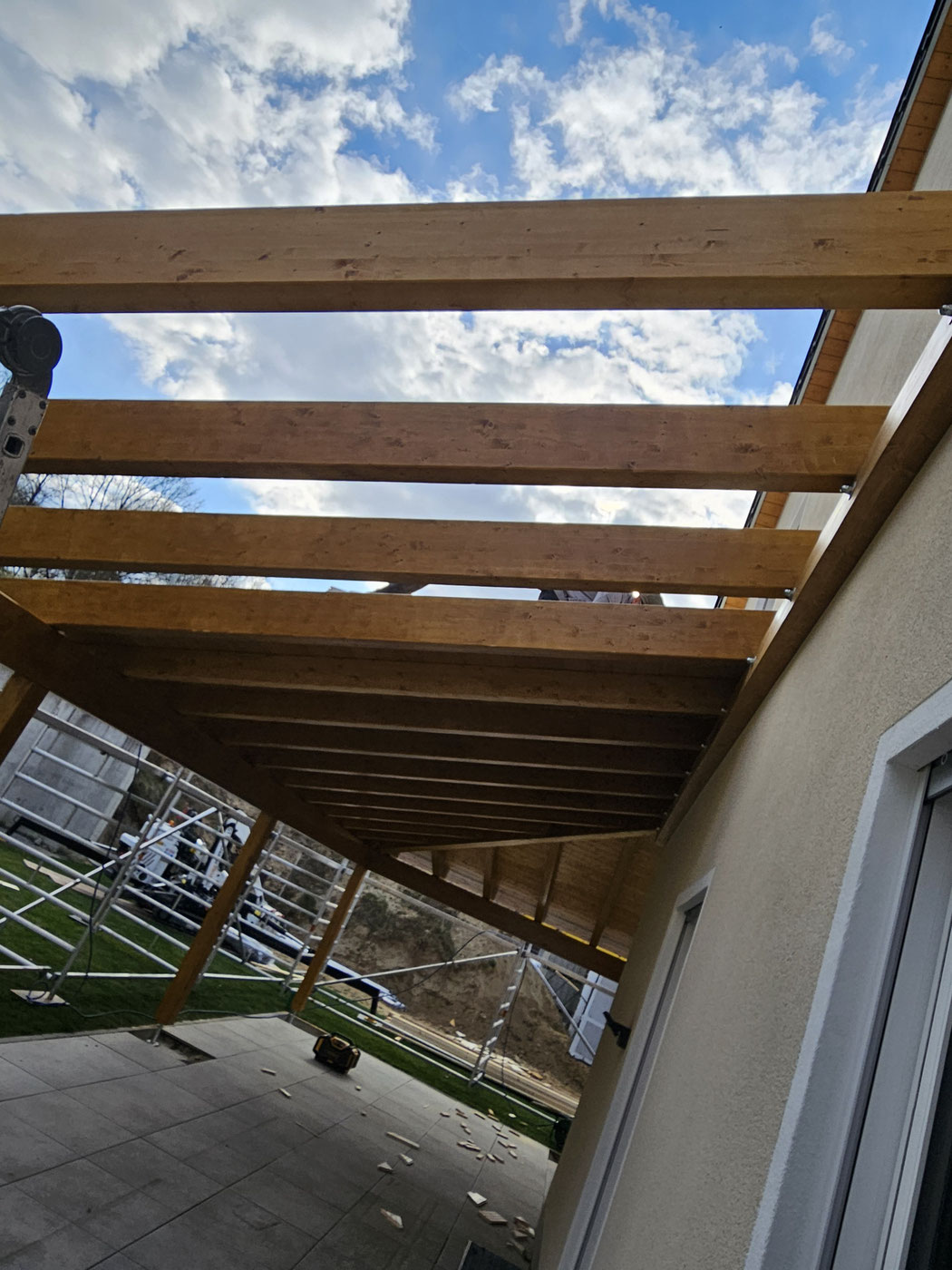 Terrassenüberdachungen und Vordächer · Zimmerei Liebhart